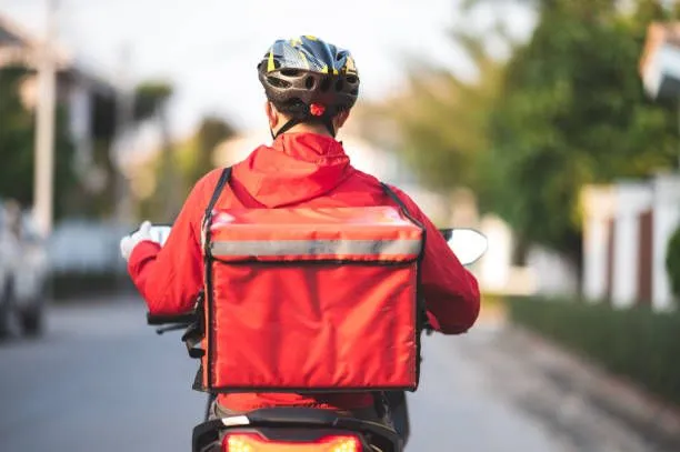 出前館とは